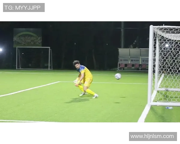 足球明星竞技综艺节目带你领略球场之外的精彩瞬间与友谊对决