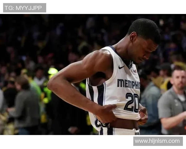 篮球明星自毁前程的惊人瞬间与背后故事揭秘