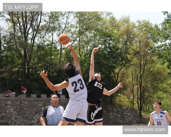 篮球明星雨鞋助你在雨天也能尽情挥洒汗水展现风采